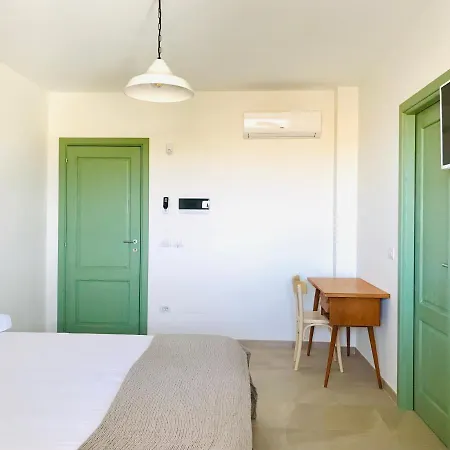 Velia Bed & Breakfast